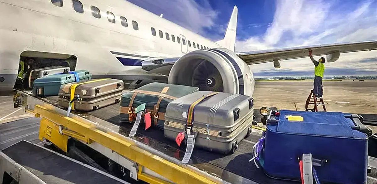 Подробнее о статье Безопасность багажа: Из-за чего ваш чемодан могут вскрыть в аэропорту